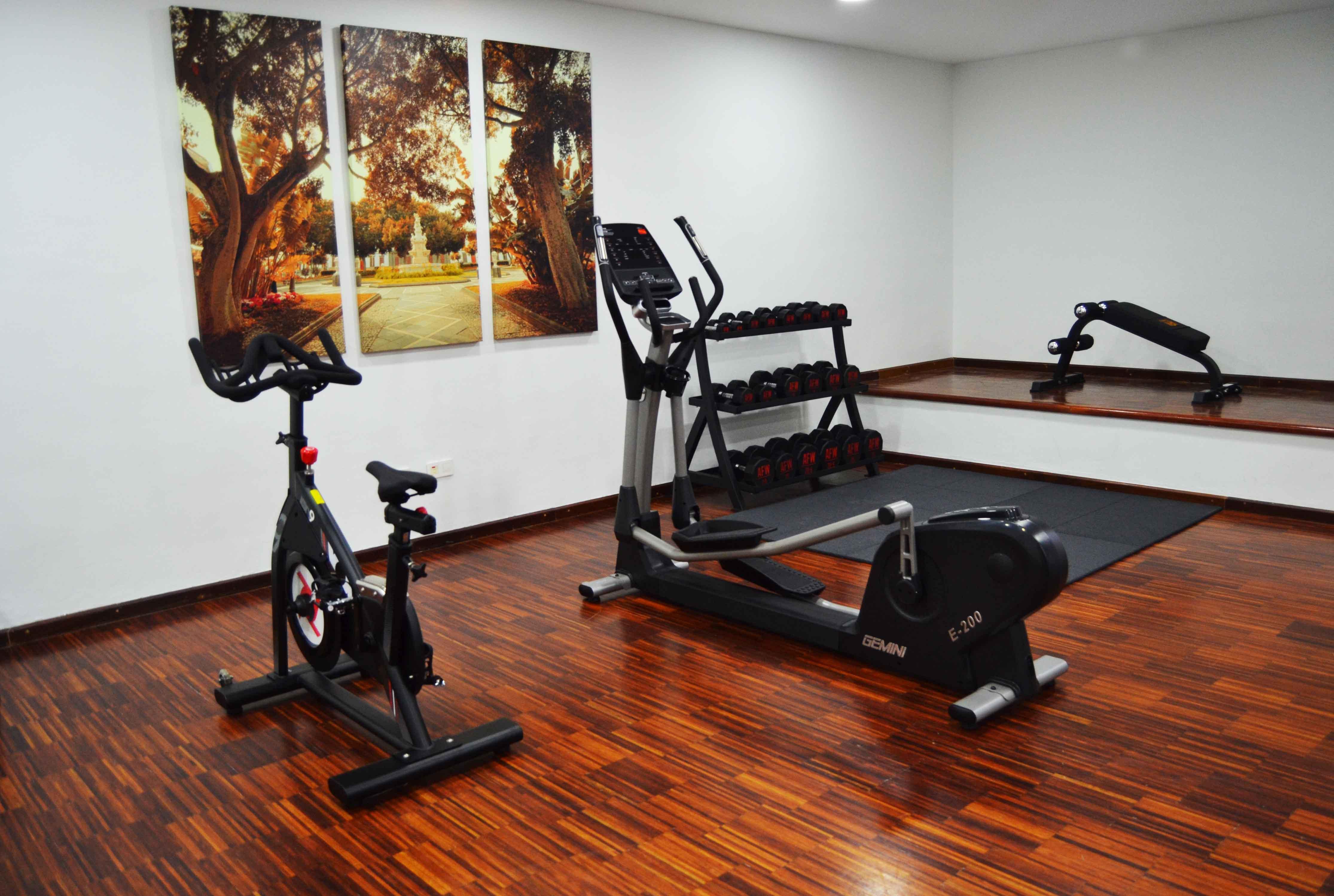 Hotel Escuela Santa Cruz Екстериор снимка