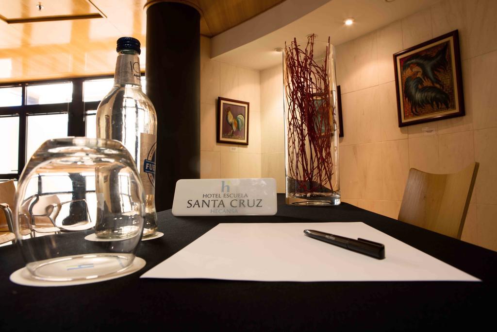 Hotel Escuela Santa Cruz Екстериор снимка